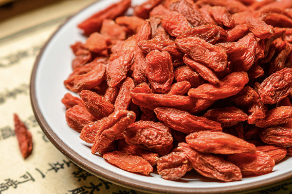 枸杞泡水喝的方法 枸杞泡水有什么好处